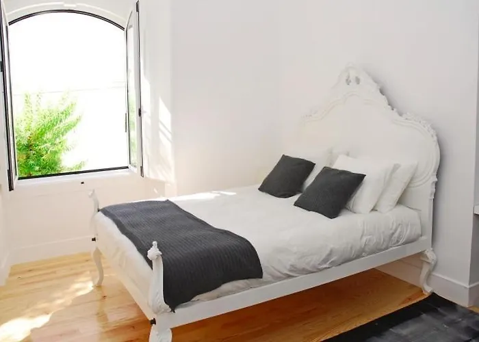 Portas Do Castelo * Lisboa