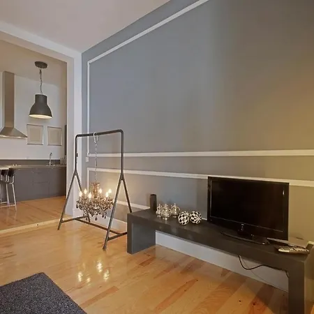 Apartament Portas Do Castelo *