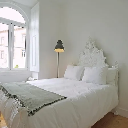 Portas Do Castelo Apartment *