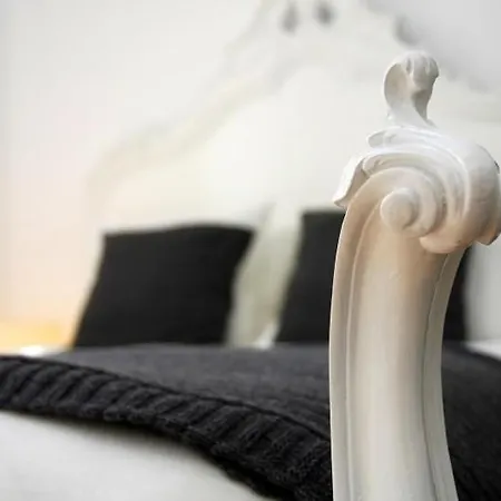 Portas Do Castelo 公寓