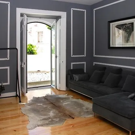 Portas Do Castelo Apartment *